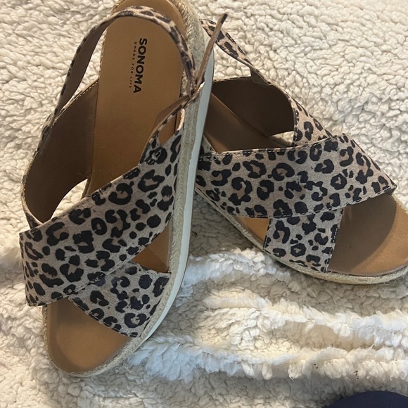 Sonoma Shoes - Sonoma Tan and Black Espadrilles with Leopard Print